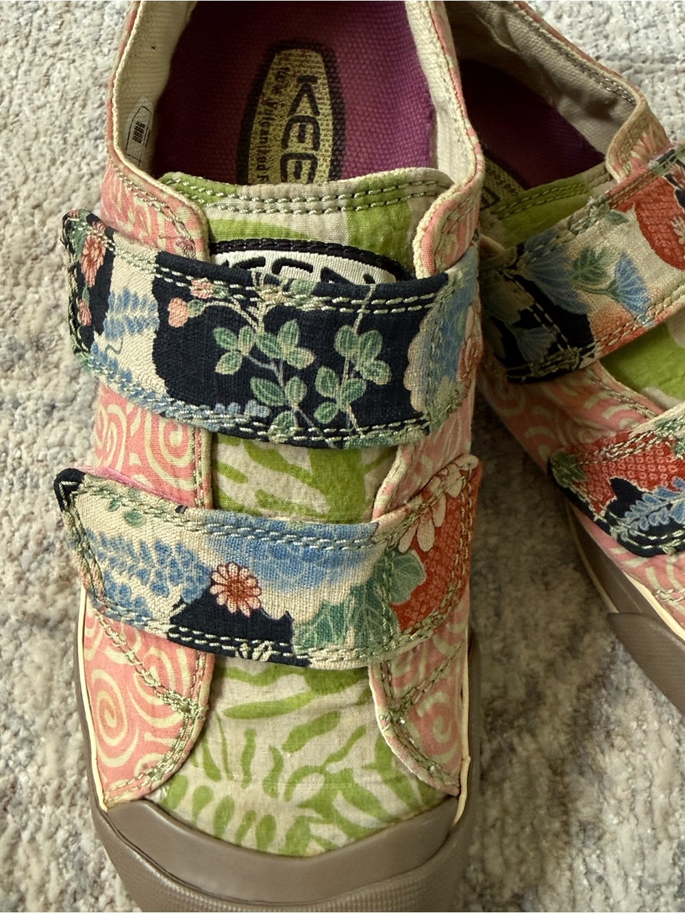 KEEN Women's Sula Floral Pattern Hook-and-Loop Sneakers Multicolor - Picture 14 of 15